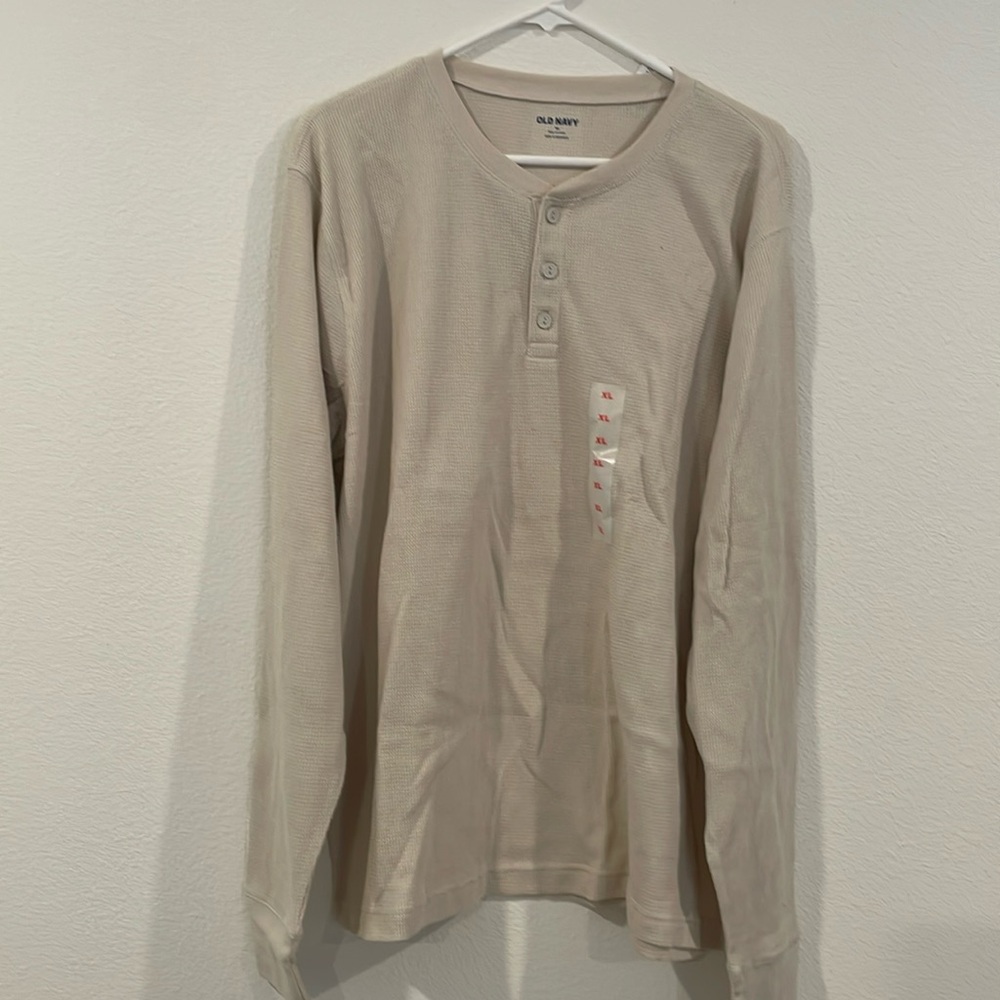 Old Navy size XL thermal, long sleeve shirt, new with tag